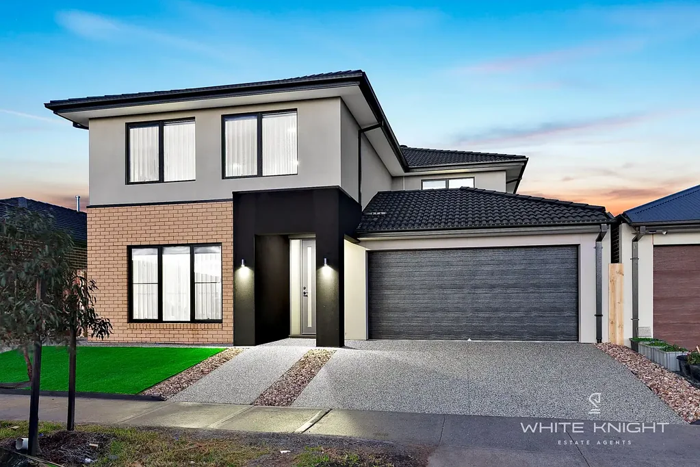 Deanside 5 Bedroom 36 SQ BRAND NEW- 5 BEDROOMS, 3 MASTERS INCLUDING 1 DOWNSTAIRS- RESERVE FACING!