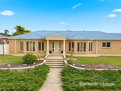 Bacchus Marsh 4 Slaapkamer Sandstone Family Living on a Generous Corner Allotment