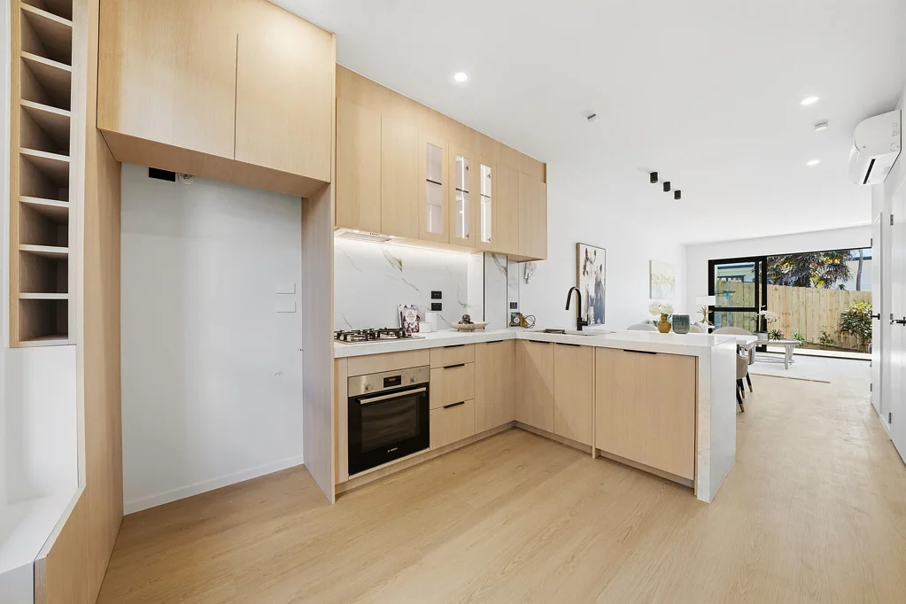 Howick 3Zimmer Best Value Brand New Brick 3-Bed Family Homes