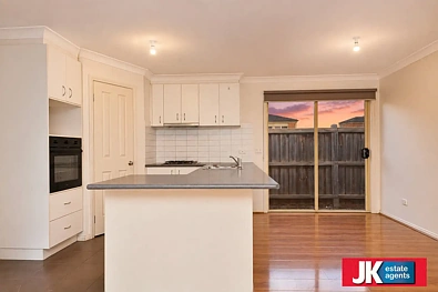 8 Kelebek Road, Tarneit, VIC 3029, 4房, 2浴, House