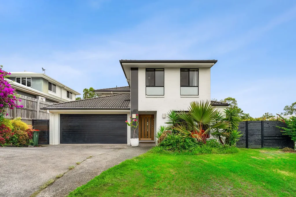 6 Moralana Close, Doolandella, QLD 4077