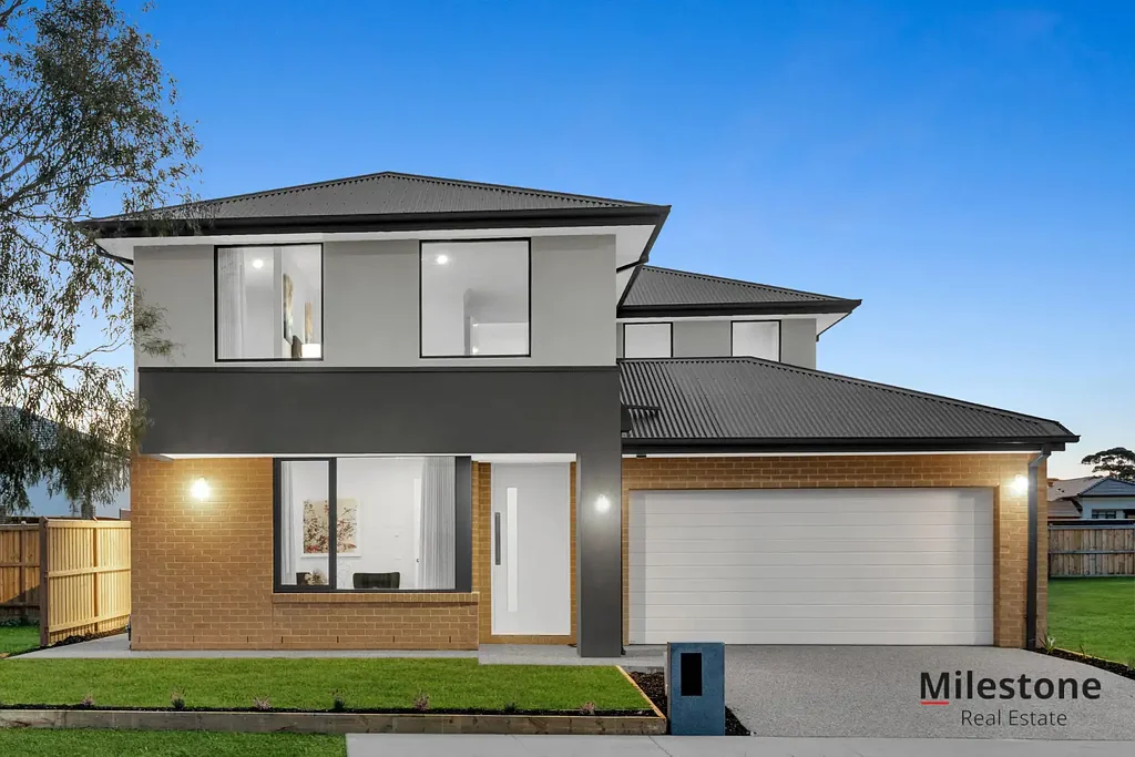 Officer 5ਬੈੱਡਰੂਮ Luxury Living Awaits: Magnificent 5-Bedroom, 2-Ensuite with Designer Kitchen, Expansive Living Spaces, and Stunning Views!