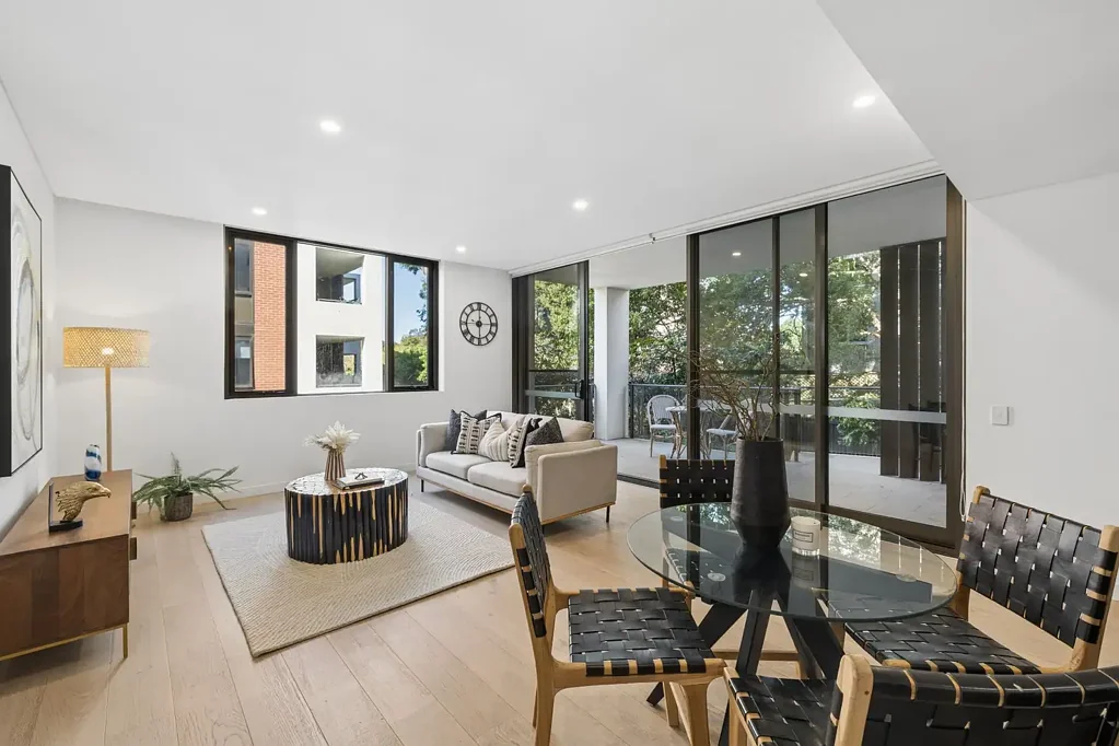 Roseville 3બેડરૂમ Oversized Garden Residence Offering Peace & Privacy