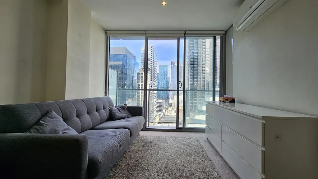 BRIGHT, FLEXIBLE TERM, FURNISHED OPTION