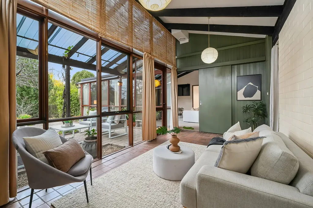 1 Bandjalong Crescent, Aranda, ACT 2614