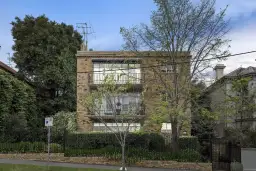 10/209 Domain Road, South Yarra