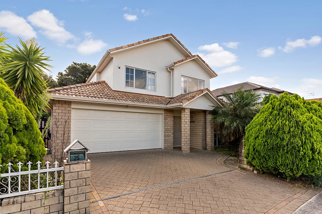 25 Speyside Crescent, Flat Bush, Manukau City, Auckland