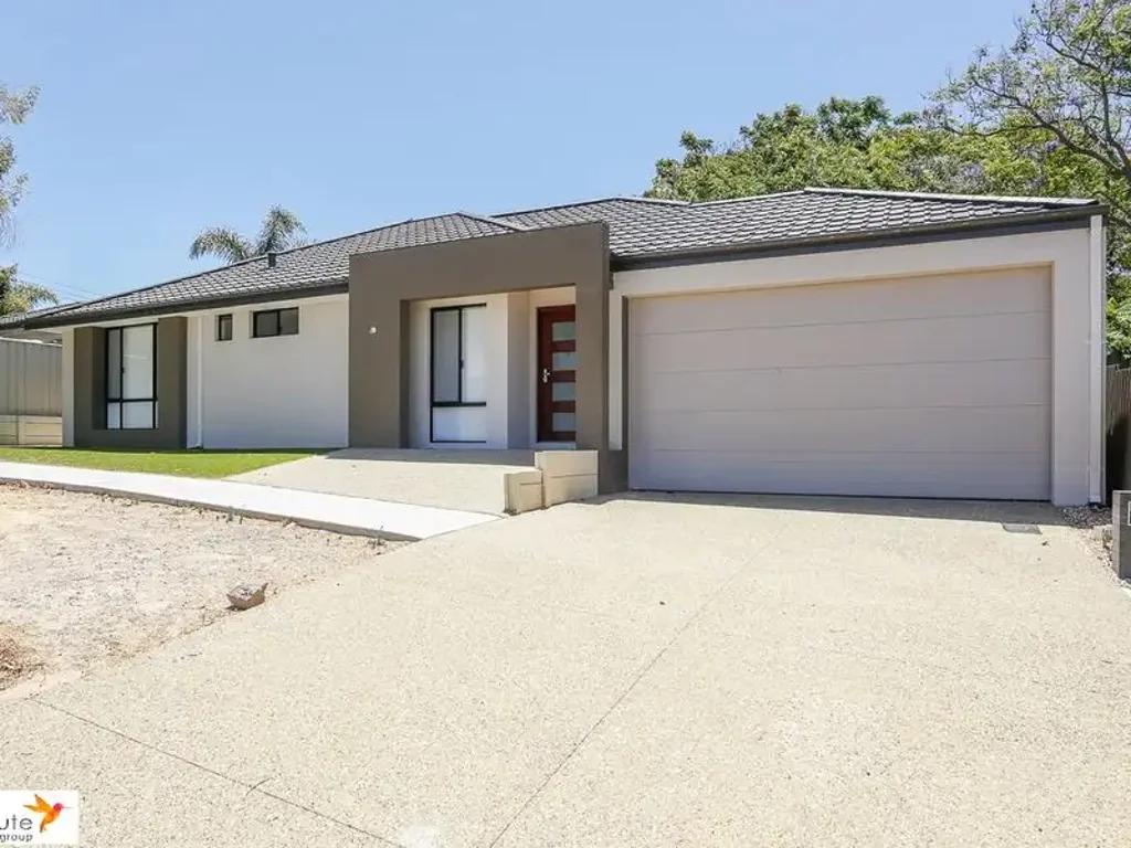 HOME OPEN AND VIEWINGS ARE CANCELLED. PROPERTY IS UNDER APPLICATION! YOUR DREAM HOME AWAITS!!