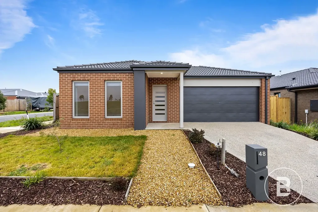 Winter Valley 4Moenga MODERN FAMILY LIVING WITH SPACE, STYLE & VERSATILITY