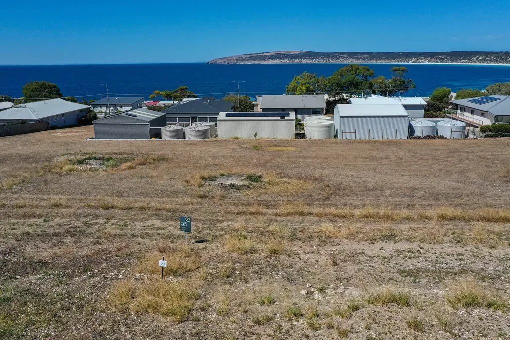 Emu Bay  Tightly Held Emu Bay Land - Newly Released!