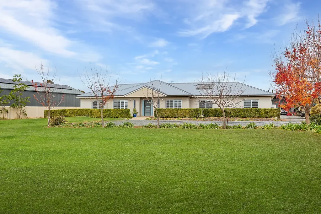 7 Monarch Court, Nichols Point, VIC 3501