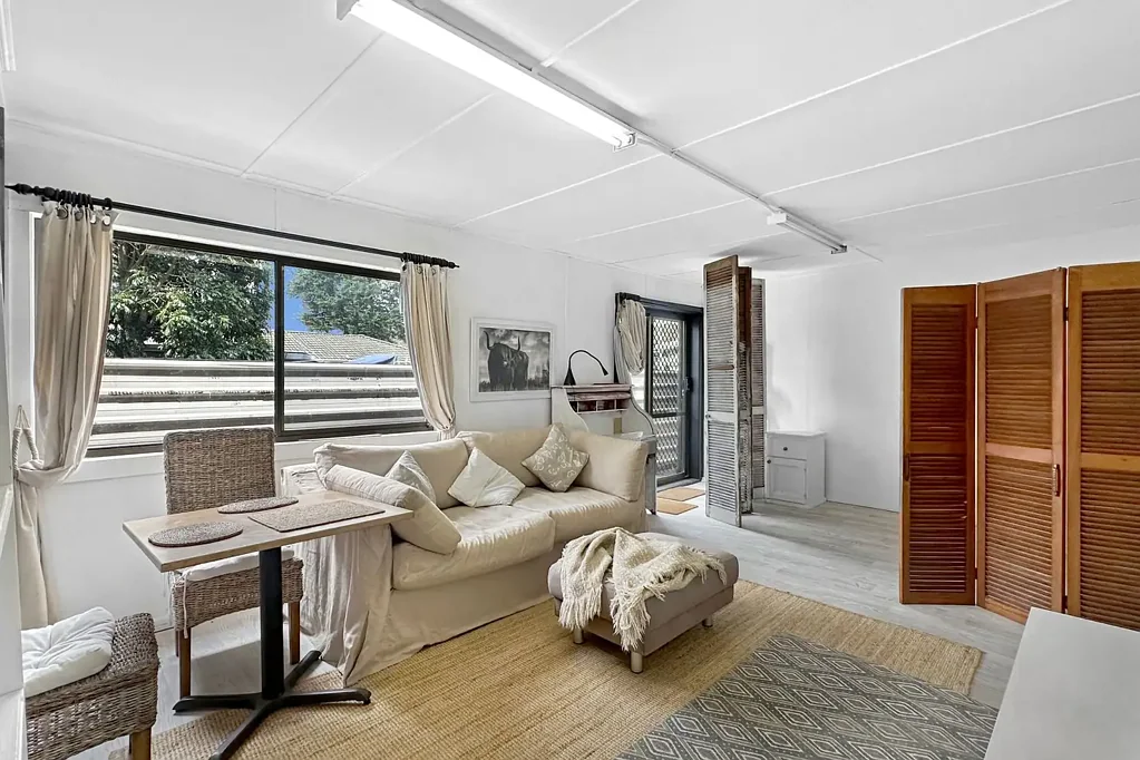 STUDIO ROOM - BILLS INCLUDED