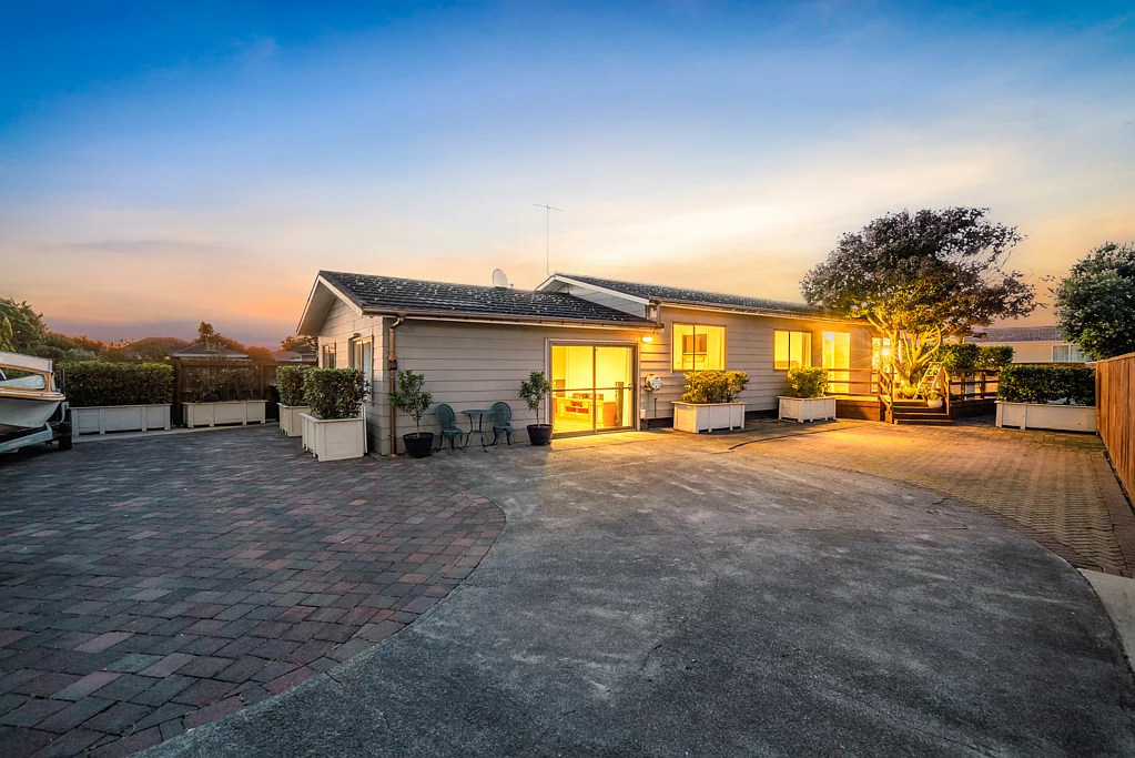 14 Station Road, Takanini, Papakura, Auckland