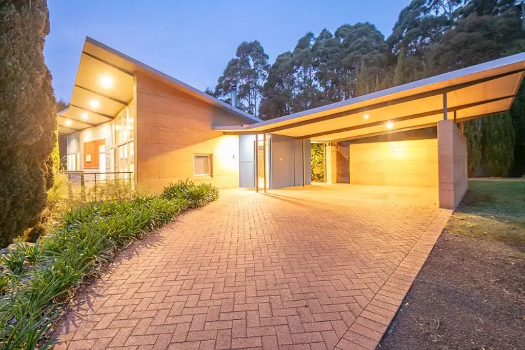 4 Abernethy Court, Scotsdale, WA 6333