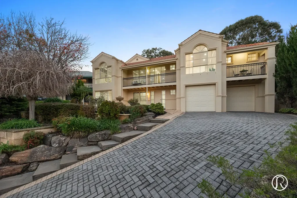 Highbury 4Habitaciones Exceptional Family Living, Views, Space & Entertainer's Dream
