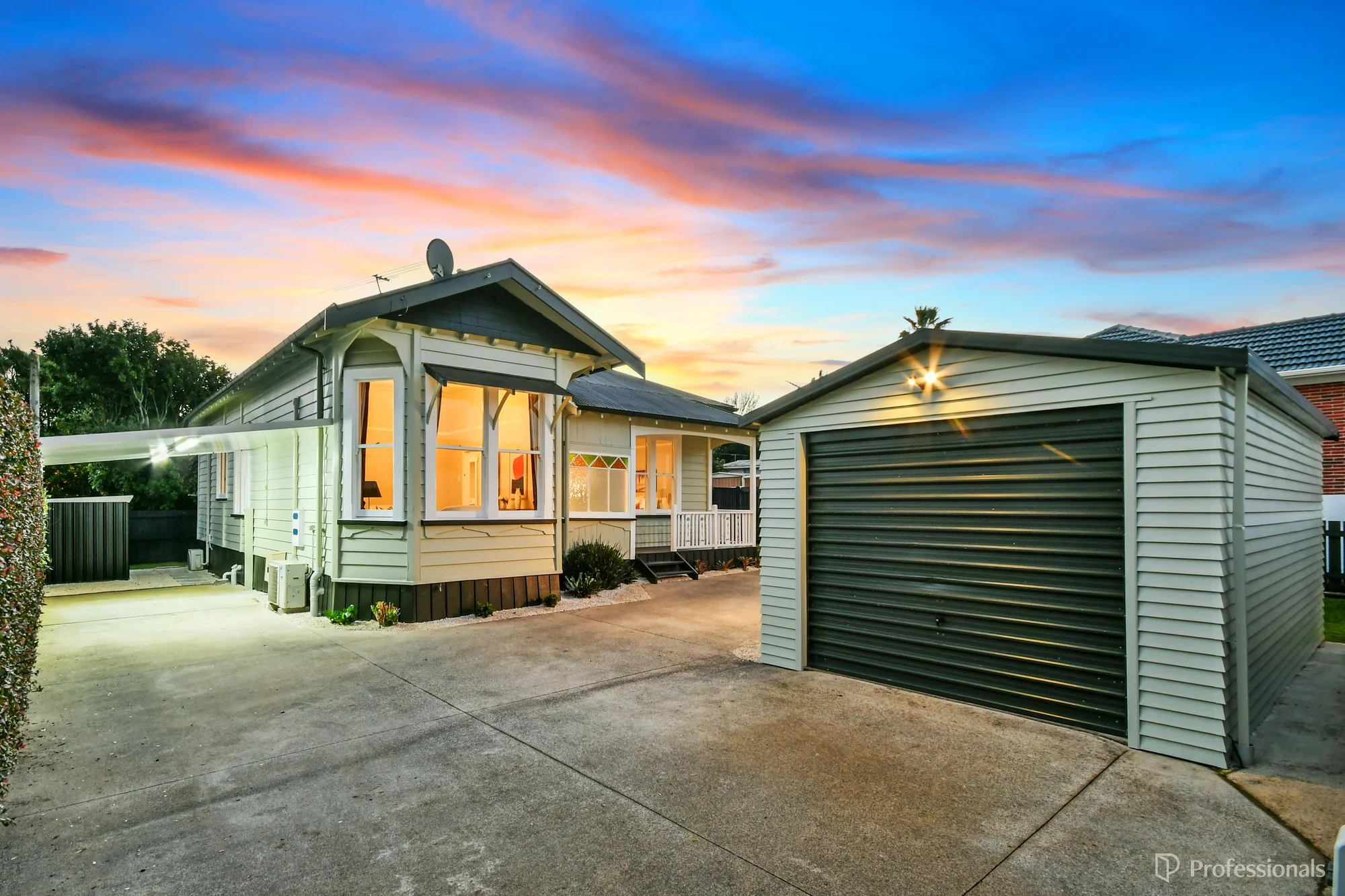 Papatoetoe 3Kwarto CHARACTER, CHARM & CONTEMPORARY LIVING