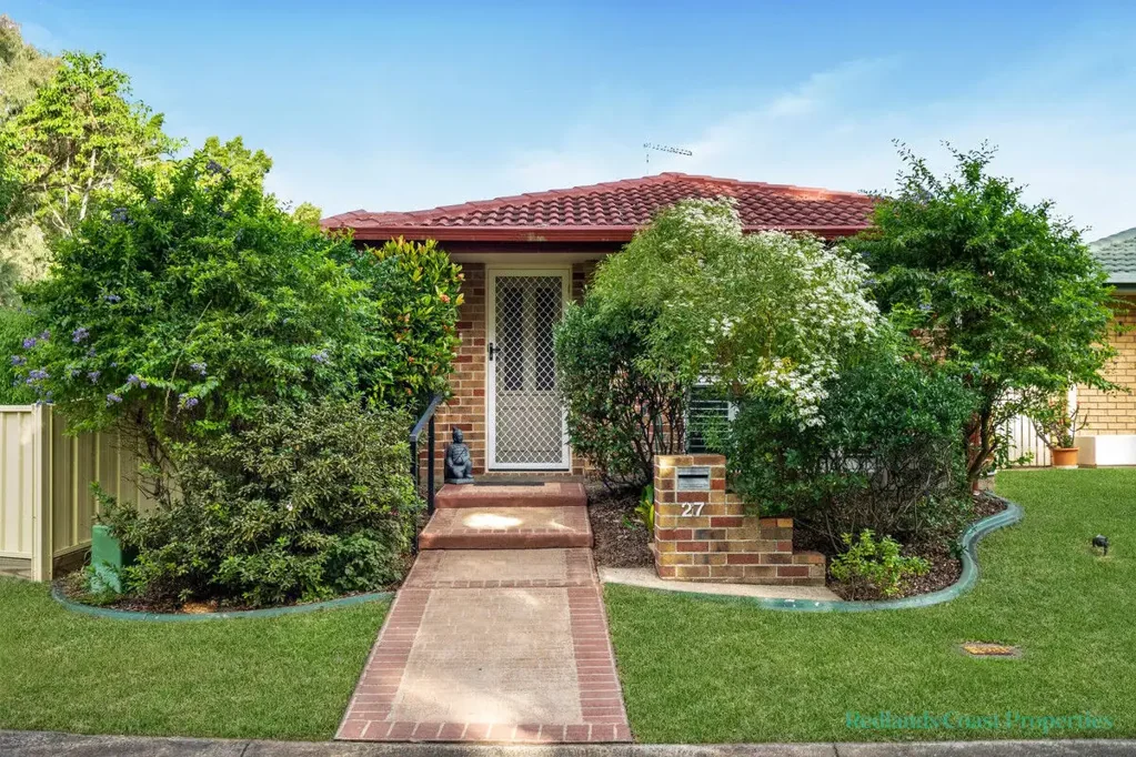 27 Alexander Avenue, Victoria Point, QLD 4165