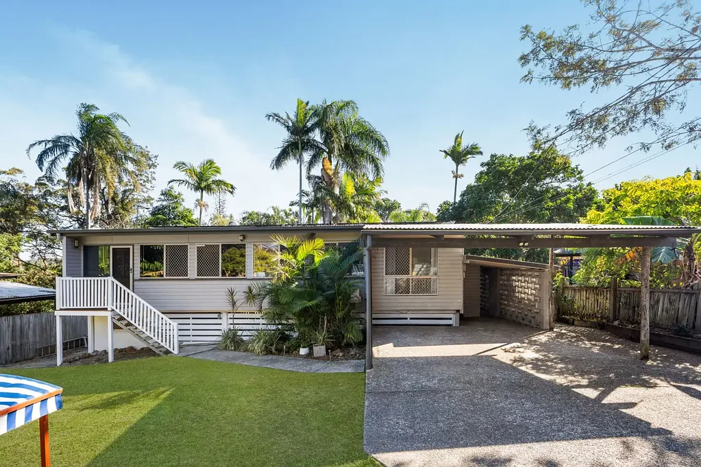 18 Welbeck Street, Logan Central, QLD 4114