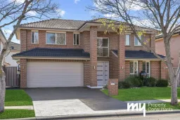 105 SIR WARWICK FAIRFAX DR, Harrington Park