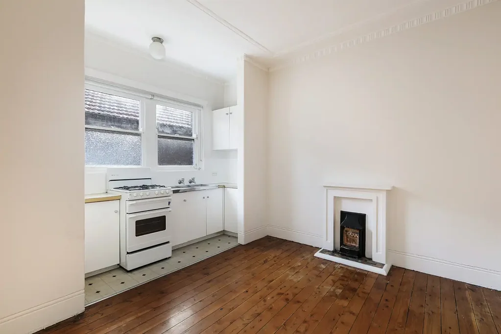 Freshly painted one-bedroom apartment