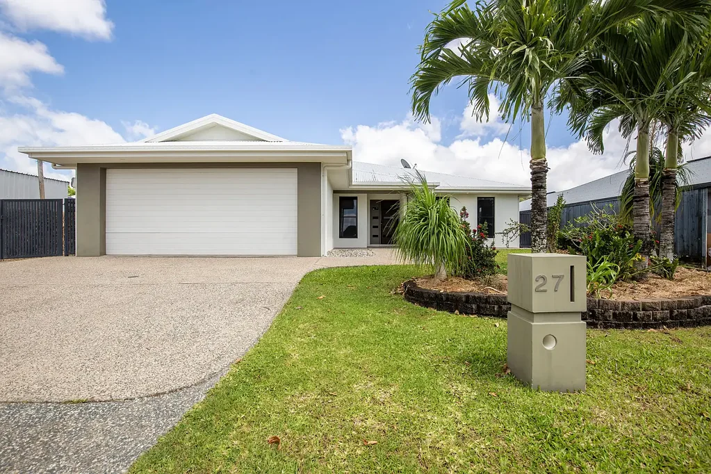 Fantastic Family Home with Shed in Kerrisdale Estate