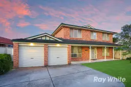 22 Diamantina Close, St Clair