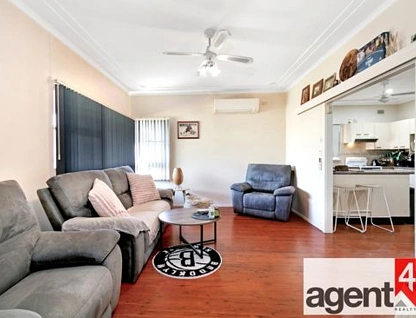 19 & 19A Baxter Street, South Penrith, Outer Western Sydney, 5 Kuwarto, 2 Banyo, House