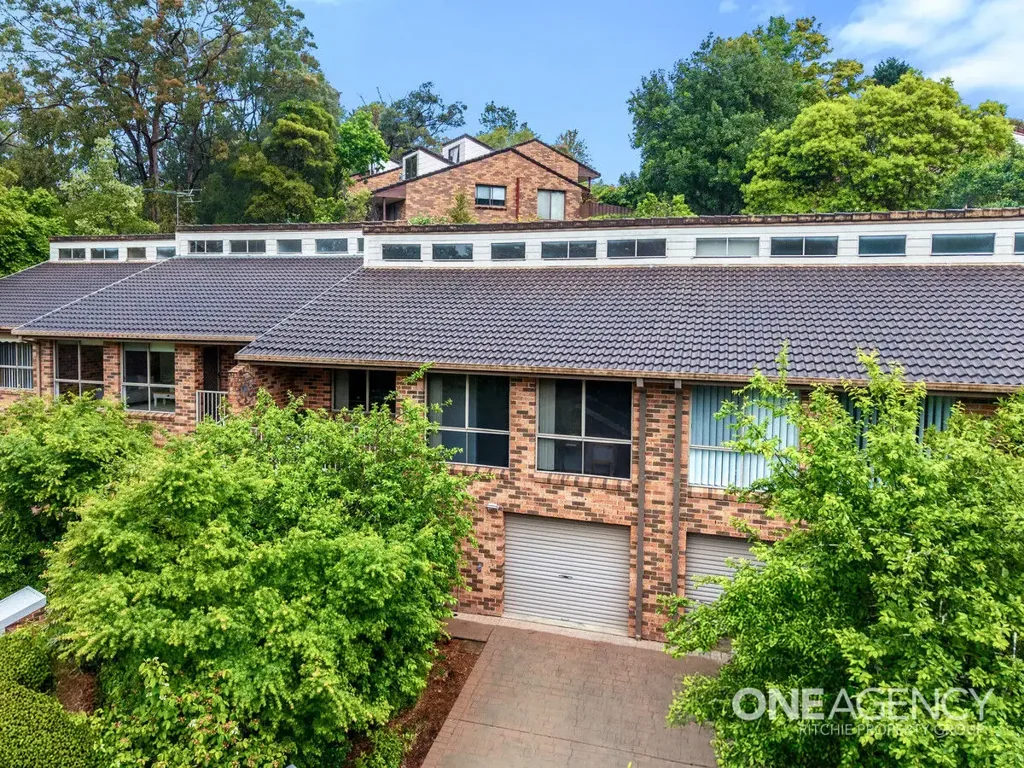 33/2 Valley Road (The Glen Cres), Springwood, NSW 2777