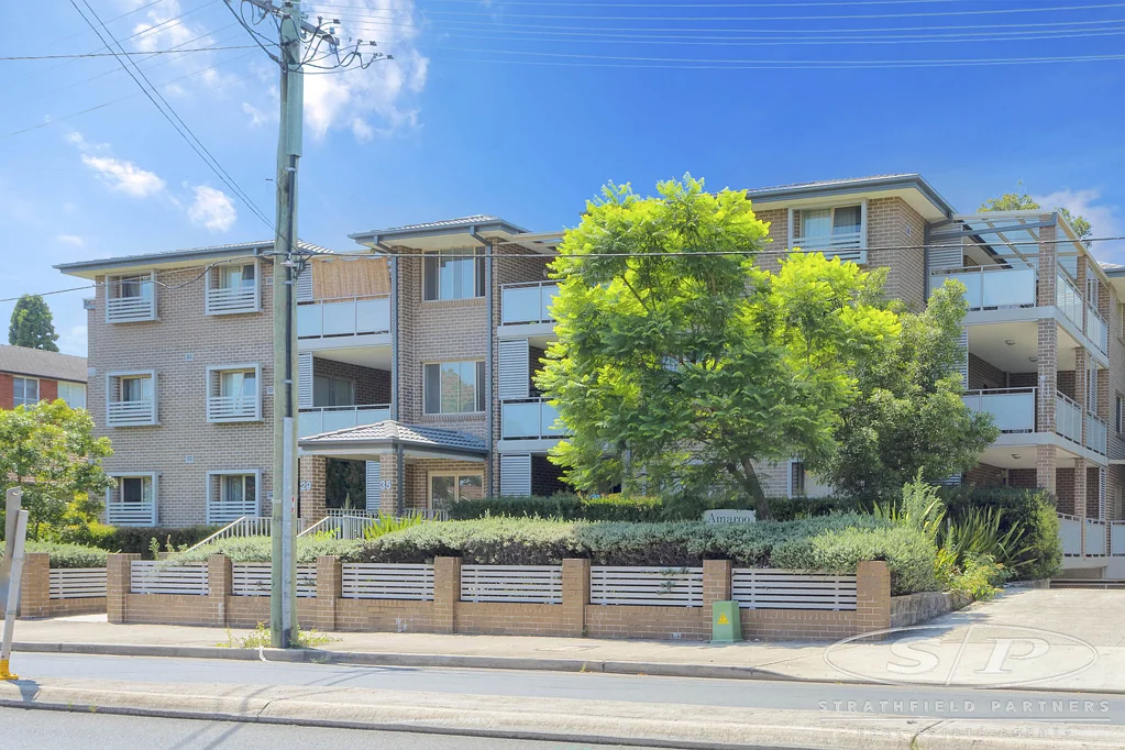 Amaroo Apartments