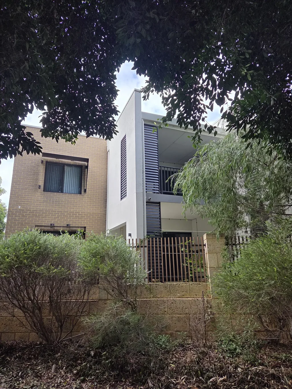 Spacious 3-Bedroom Rental in Convenient Coolbellup