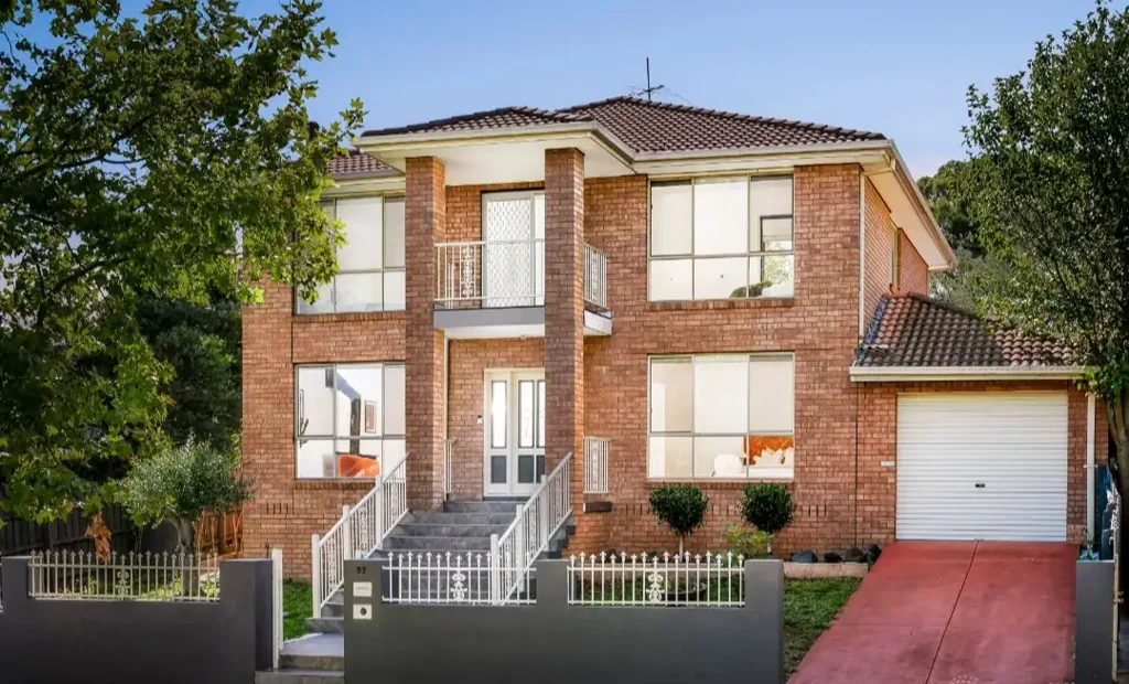 Spacious double-storey family home