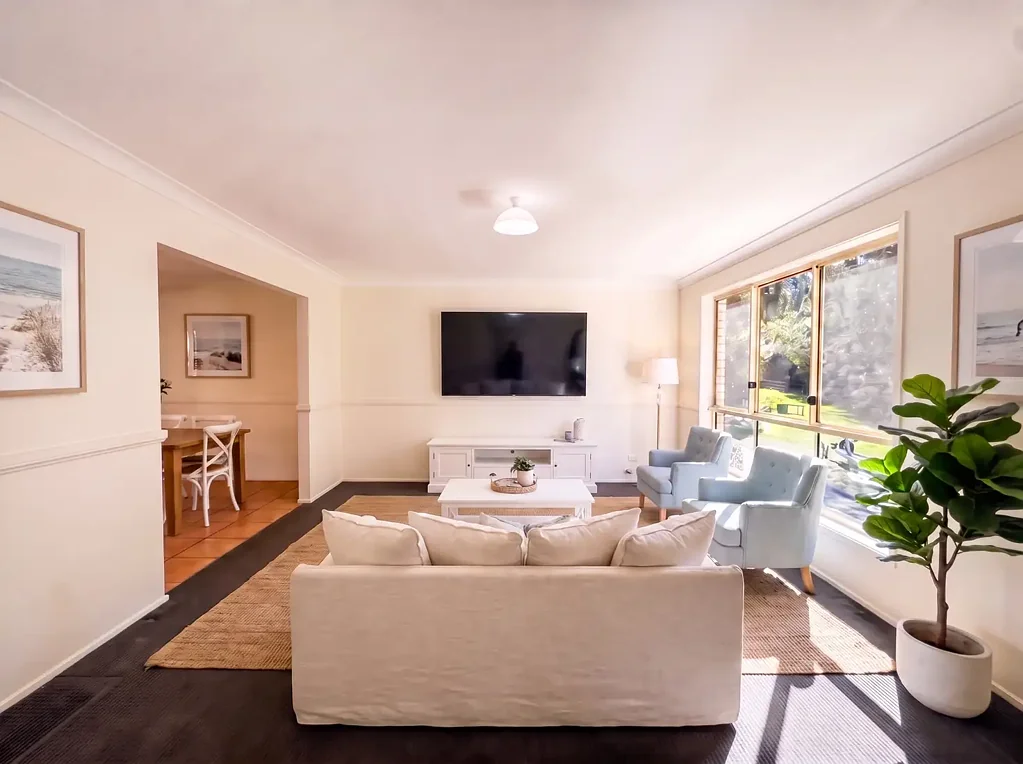 LARGE FAMILY HOME IN A PERFECT LOCATION
