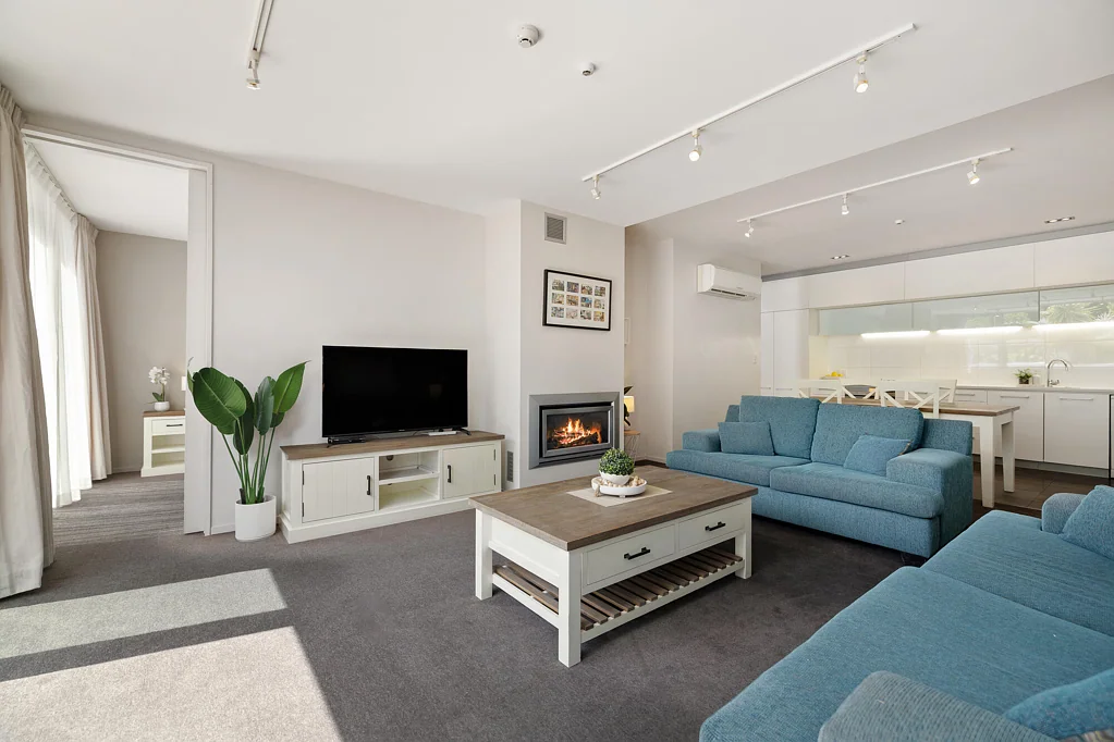 Queenstown Hill 2ห้องนอน Must be sold – Airbnb ready, walk to town!