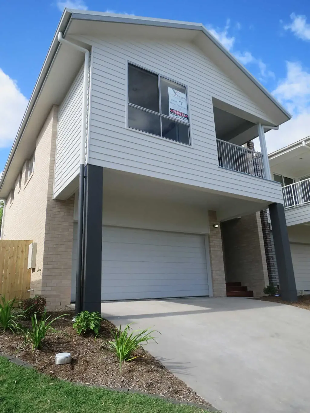 Modern Townhouse in Prime Northern Beaches Location