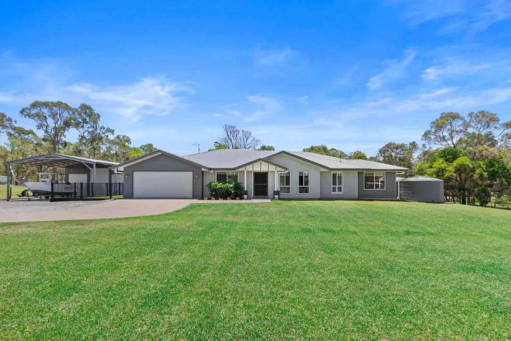 67 Dunmall Drive, Oakhurst, QLD 4650