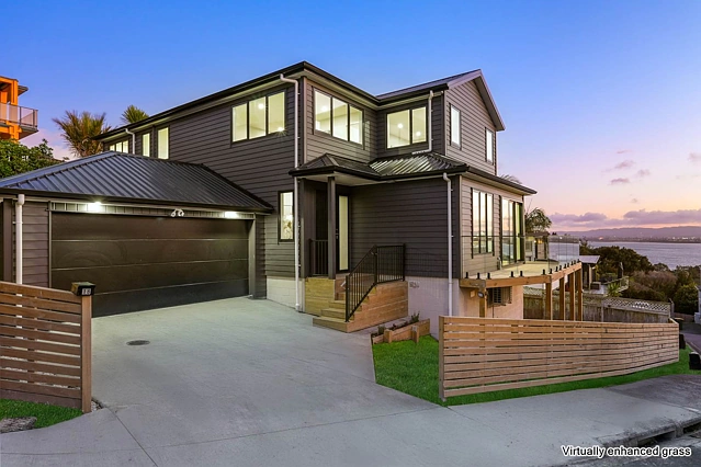 18 Mariners View Road, Beach Haven, North Shore City