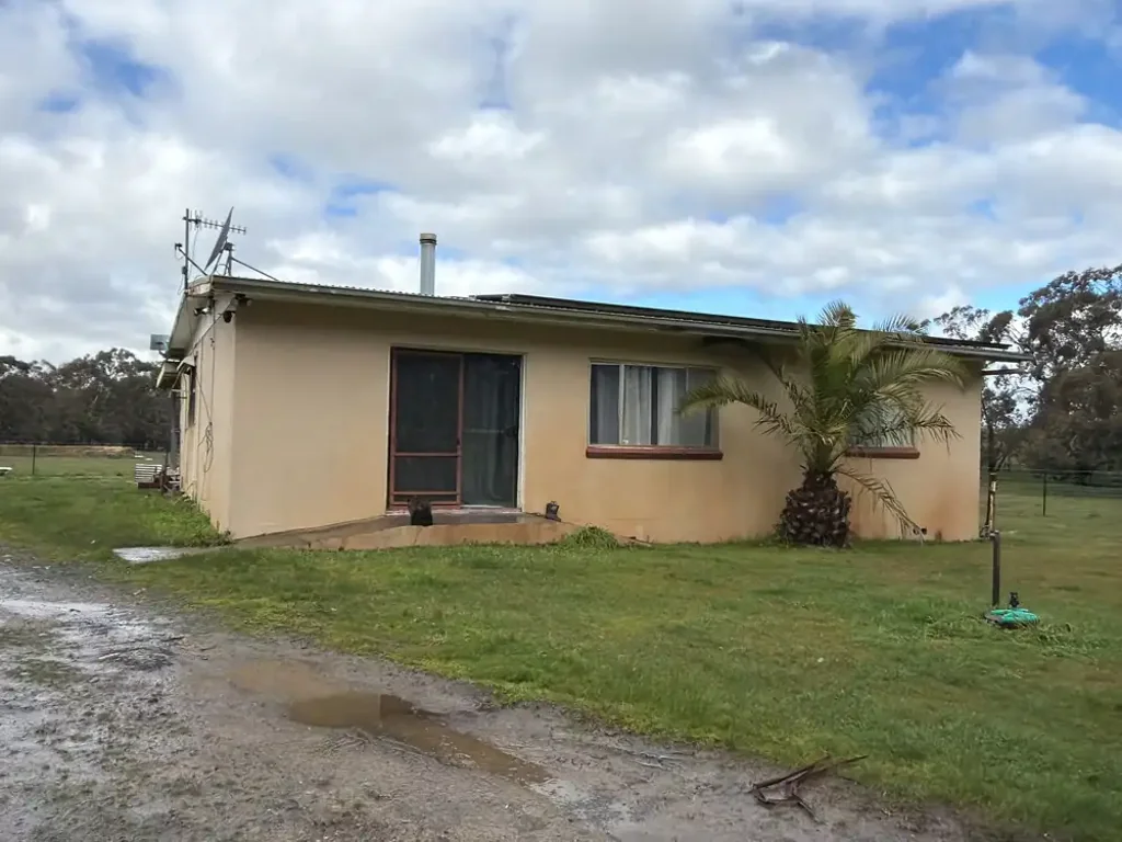 Rosewood  Room to Breathe - 6.26ha of Country Living