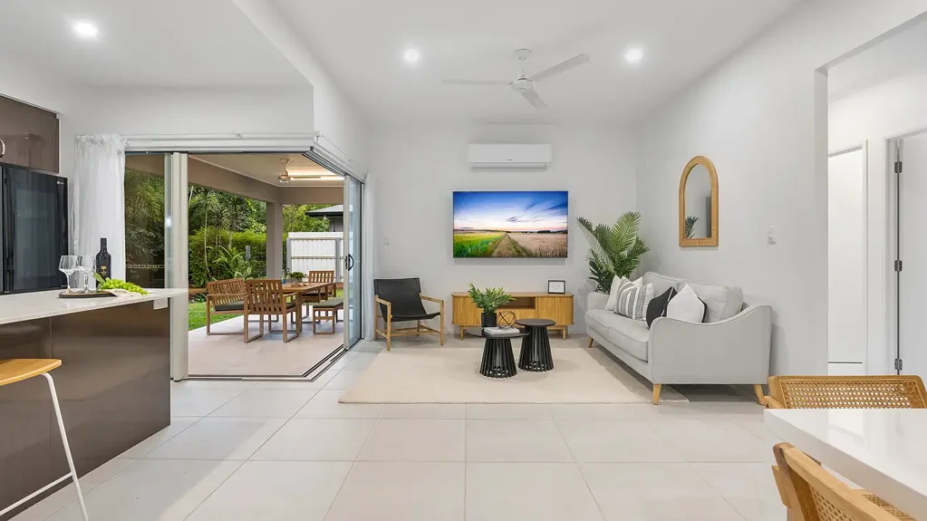 41 Jak Gee Street, Redlynch, QLD 4870