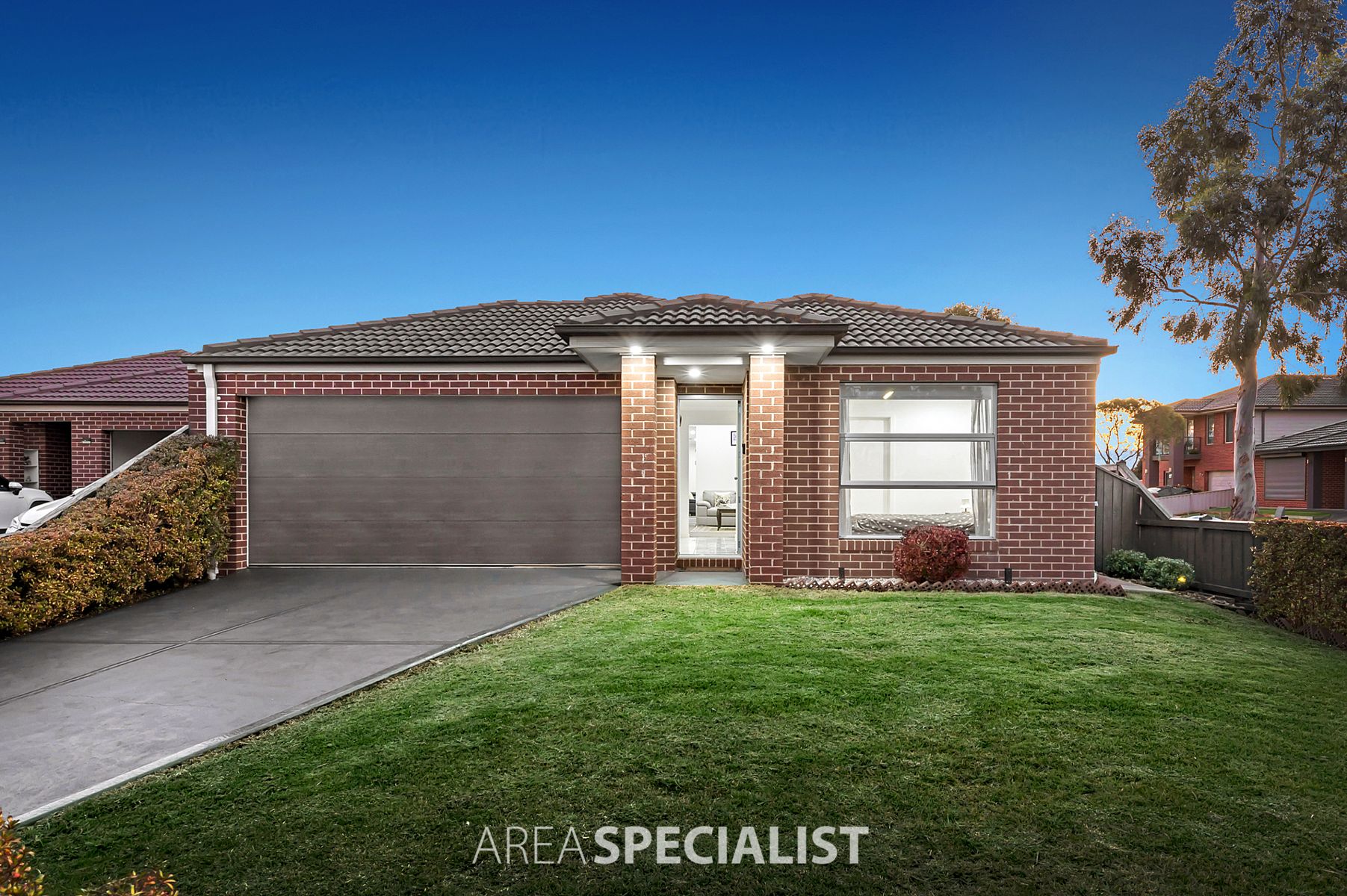 14 BALLYMENA CR, CRANBOURNE EAST VIC 3977, 0 Kuwarto, 0 Banyo, House