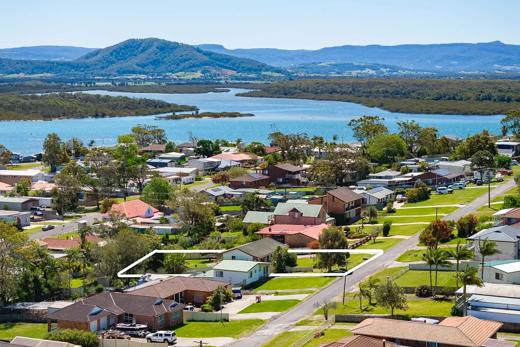 Orient Point 3침실 Serenity, Space, and Endless Possibilities!