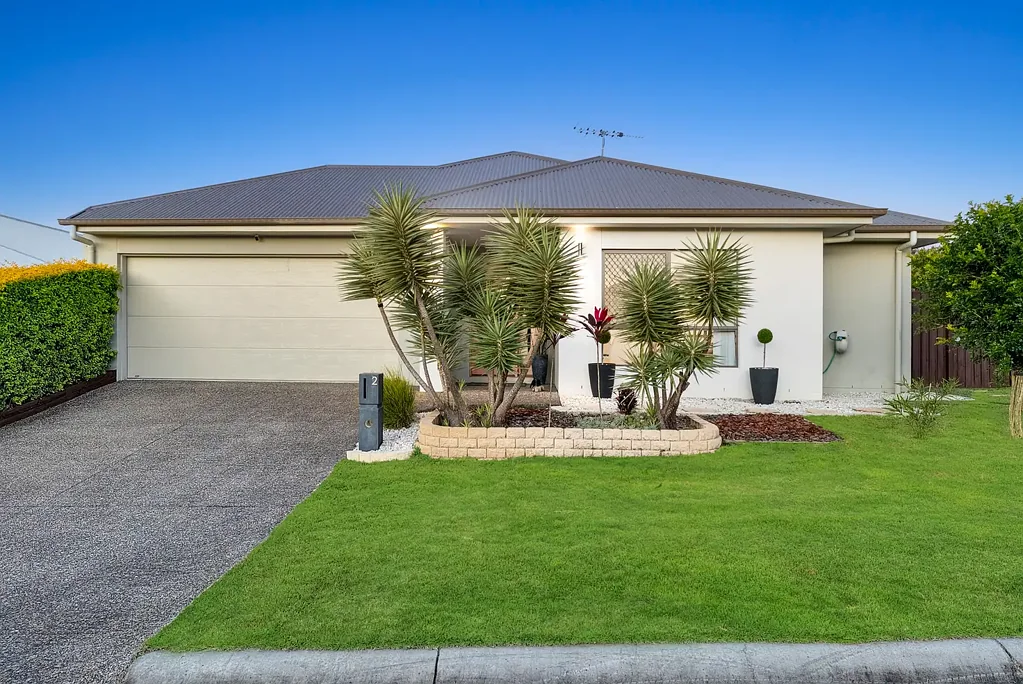 Burpengary East 4ห้องนอน Stunning Modern Home - A Perfect Blend of Luxury and Functionality!