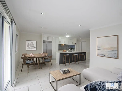 客厅 - 61A Harding Street, Raceview, QLD 4305