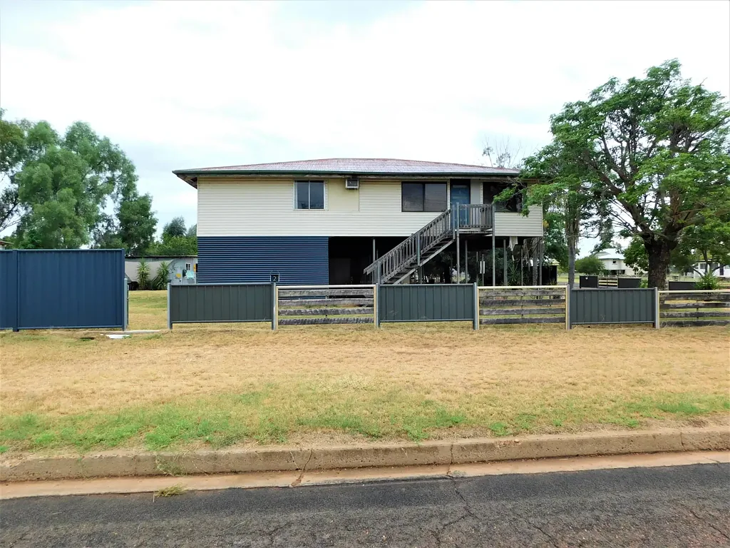 2 Alfred Street, Charleville, QLD 4470