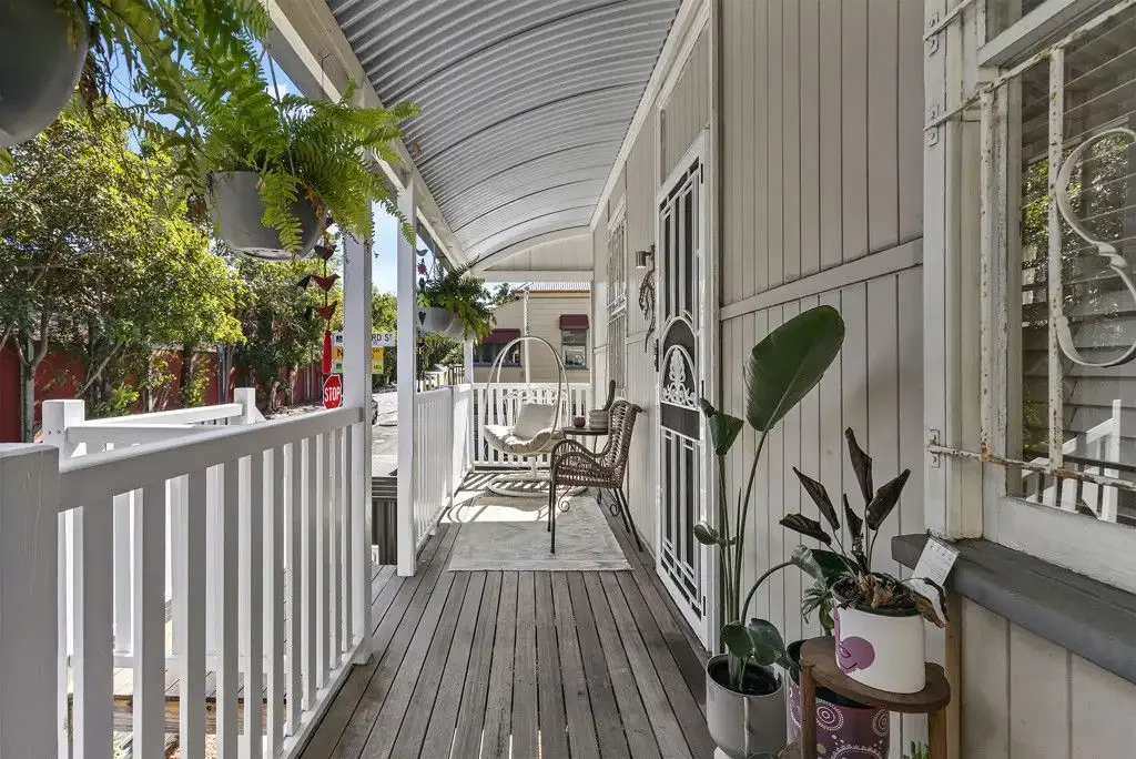 Petrie Terrace 2 Bedroom Amazing opportunity on the city fringe