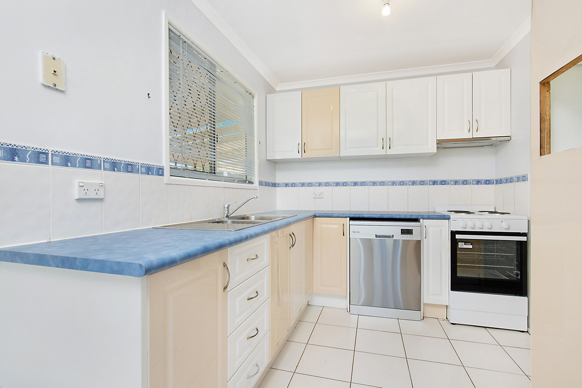 2 BURTON CT, BORONIA HEIGHTS QLD 4124, 0 habitaciones, 0 baños, House