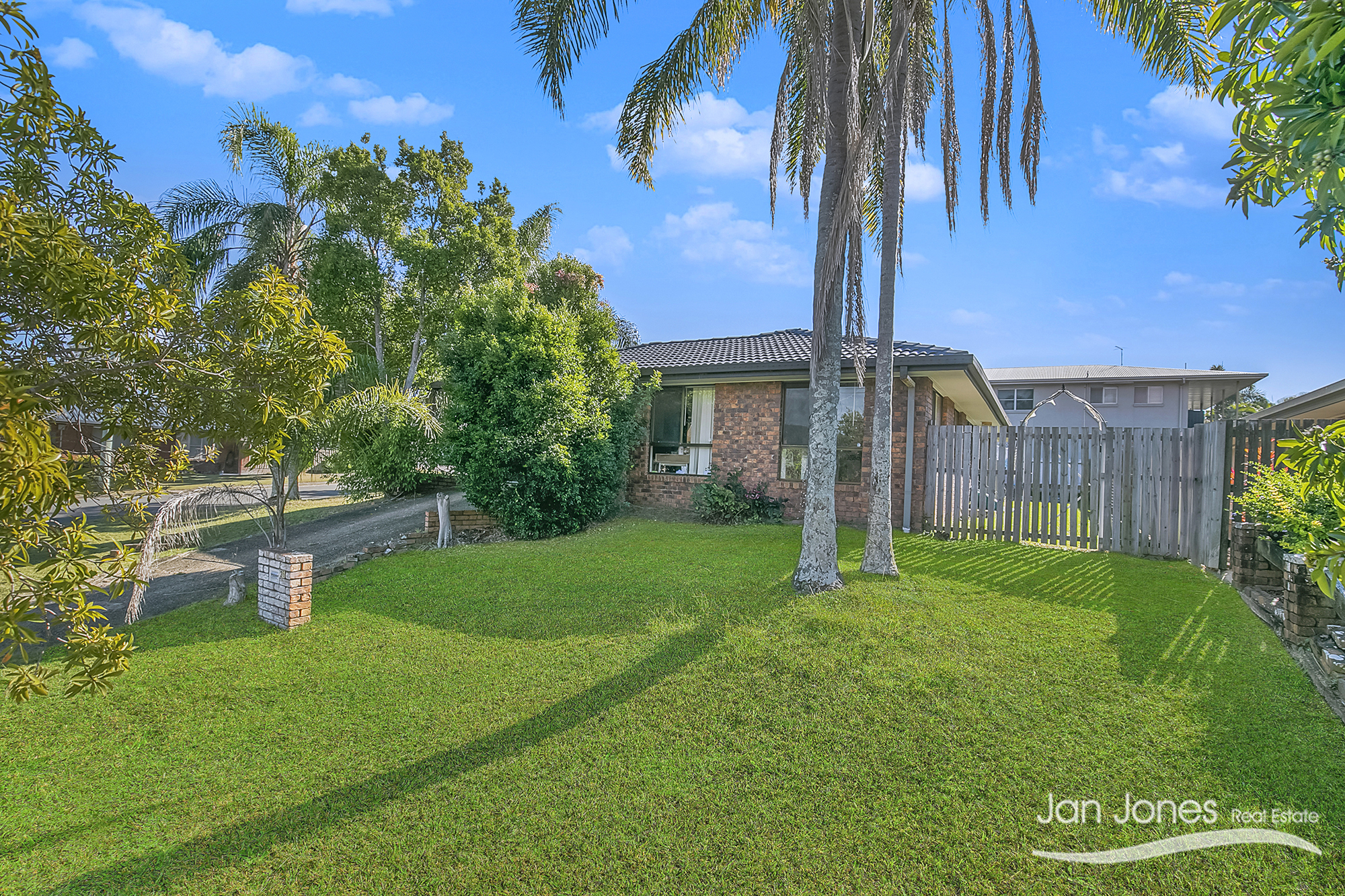 25 TAINTON ST, CLONTARF QLD 4019, 0 phòng ngủ, 0 phòng tắm, House