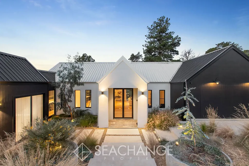 5 Nuville Court, Mount Eliza, VIC 3930