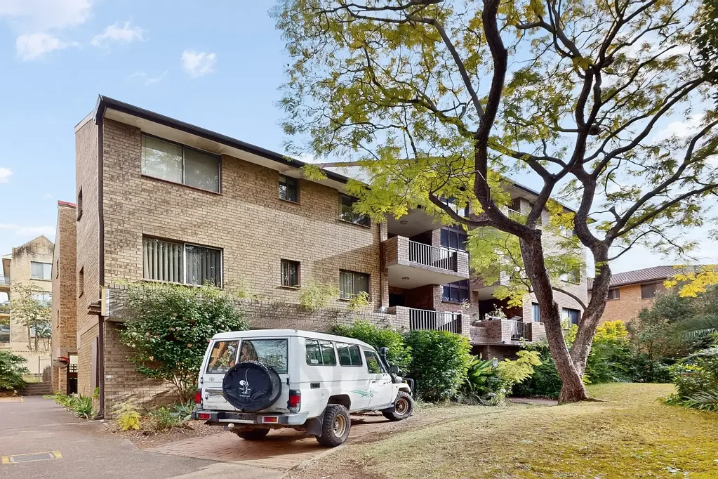 21/10-12 Alfred Street, Westmead, NSW 2145