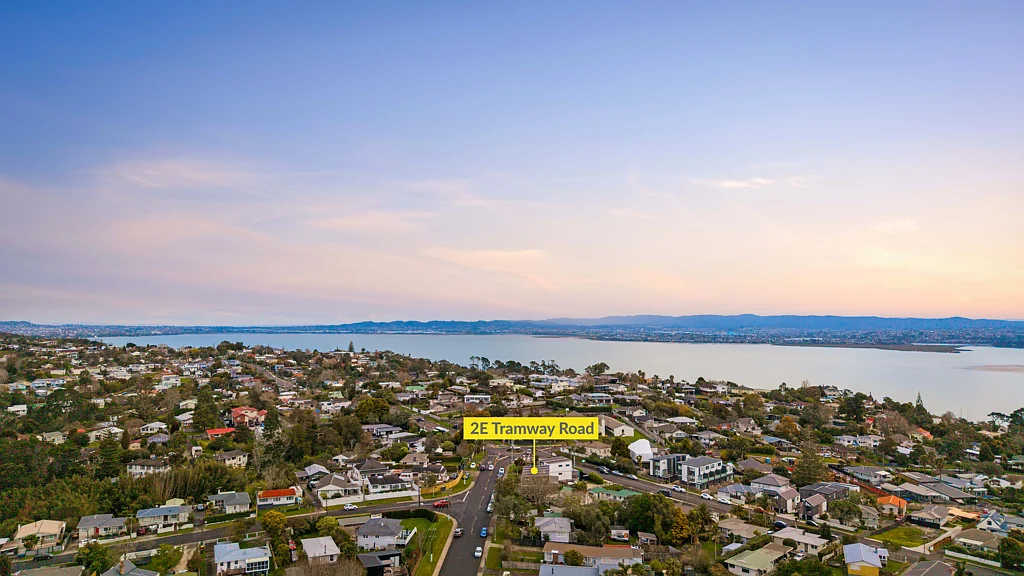 2E Tramway Road, Beach Haven, North Shore City, Auckland