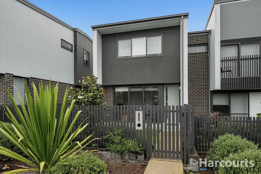 11 Butterworth Street, Cameron Park, NSW 2285